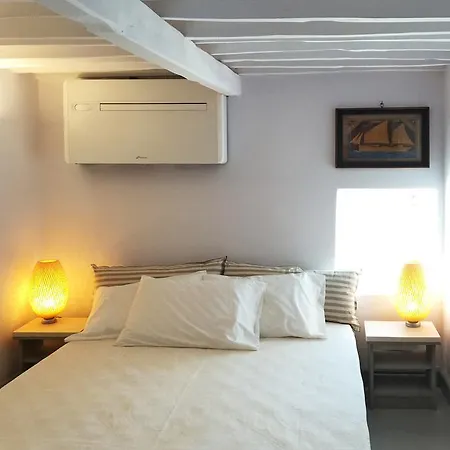 Casal Paleologos Mykonos Town